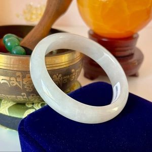 Certified Natural Burmese Jadeite Jade Bangle